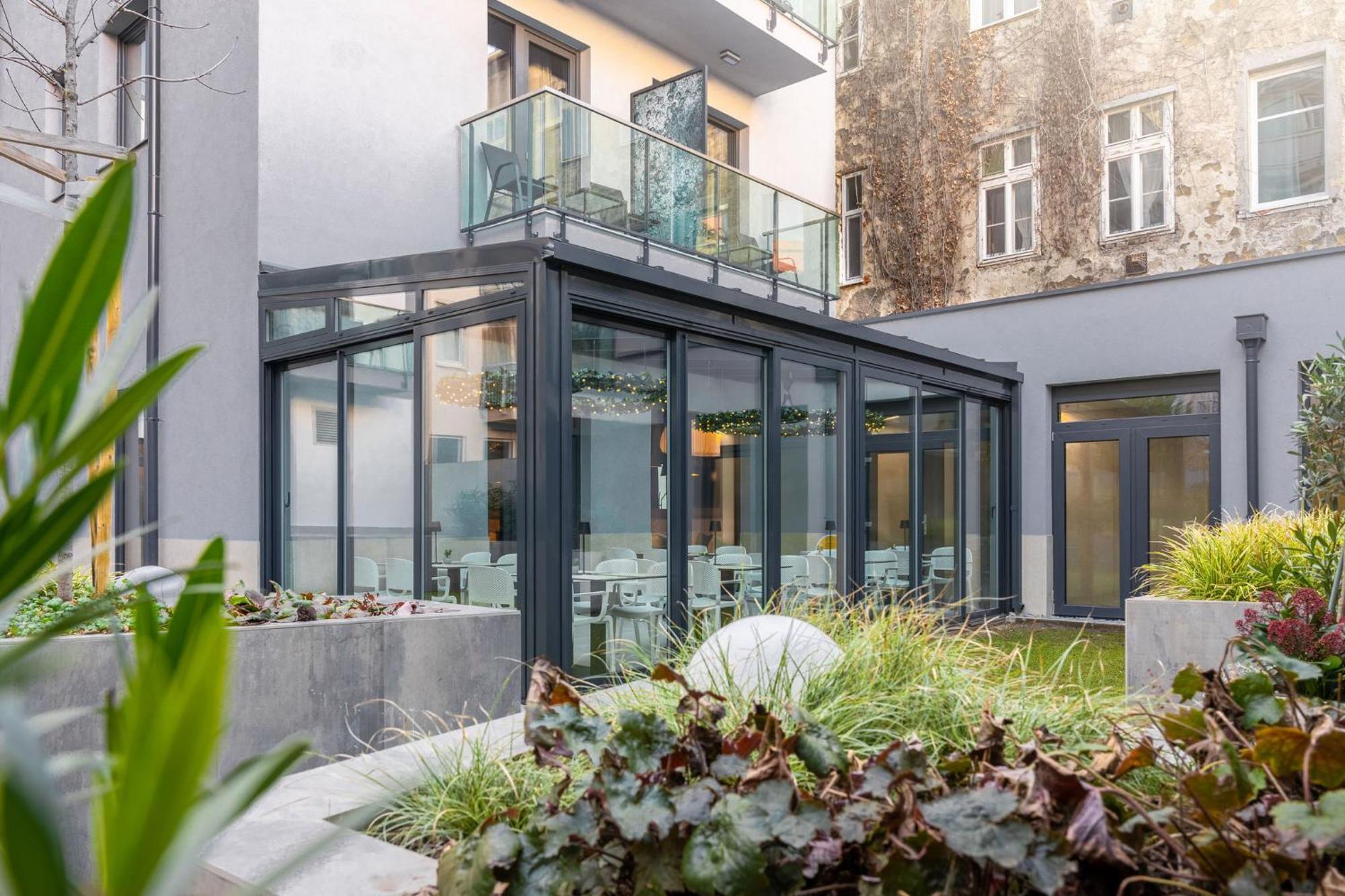 Onyx Luxury Budapest Exterior foto